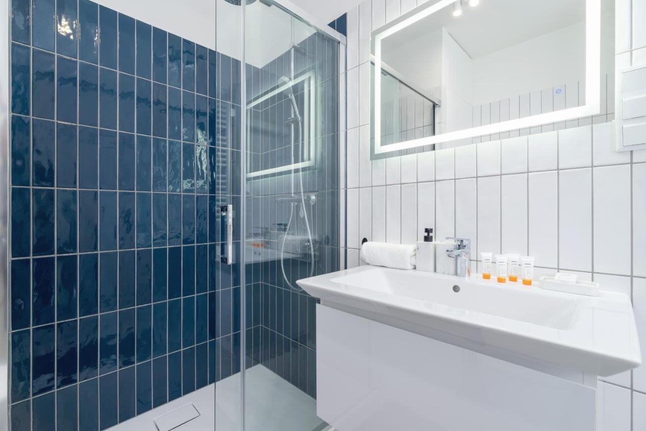 City Studio With Ac Czarnowiejska By Renters Kraków Zewnętrze zdjęcie